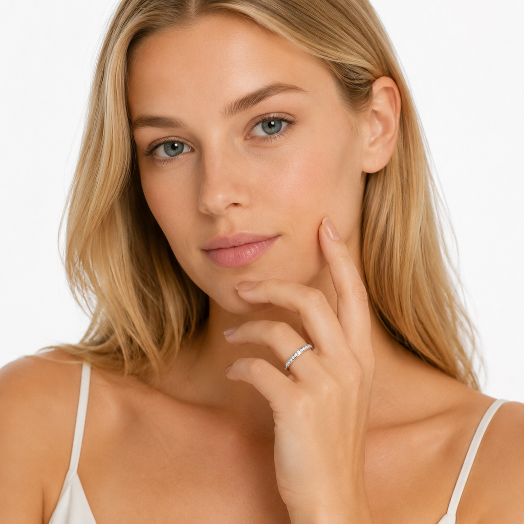 Zirkonring i Rustfritt Stål til Dame | Elegant 4 mm Ring med Skinnende Krystaller