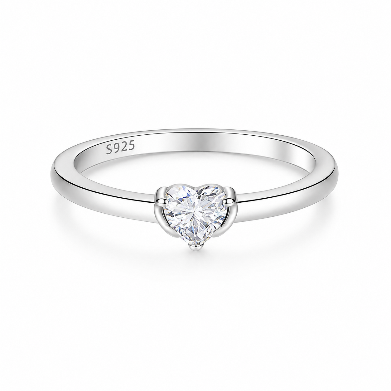 Hjerteformet Moissanitt Ring i 925 Sterling Sølv – Elegant Sølvring til Dame