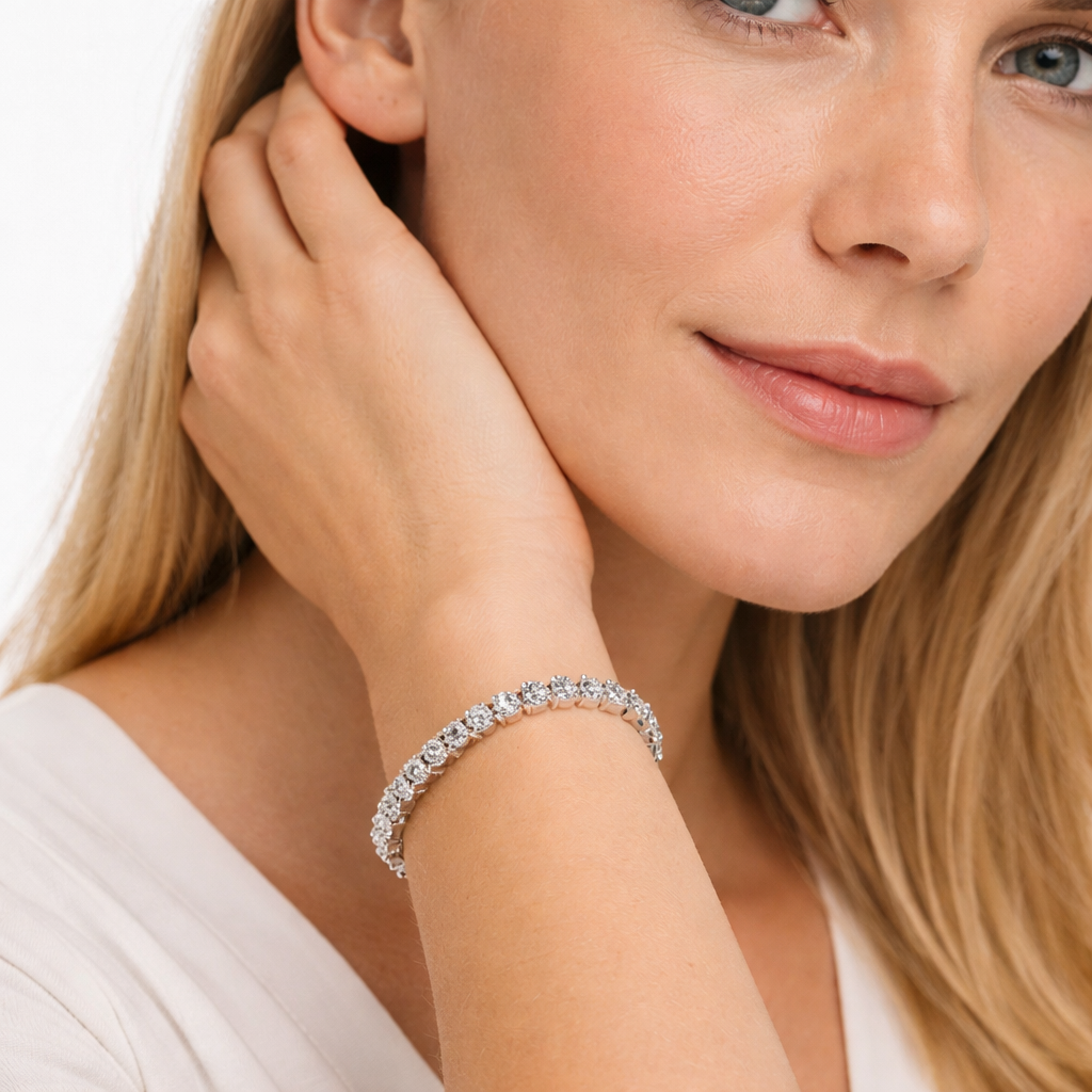 Tennisarmbånd til dame med 4 mm zirkonia – tynt og elegant krystallarmbånd til bryllup og fest