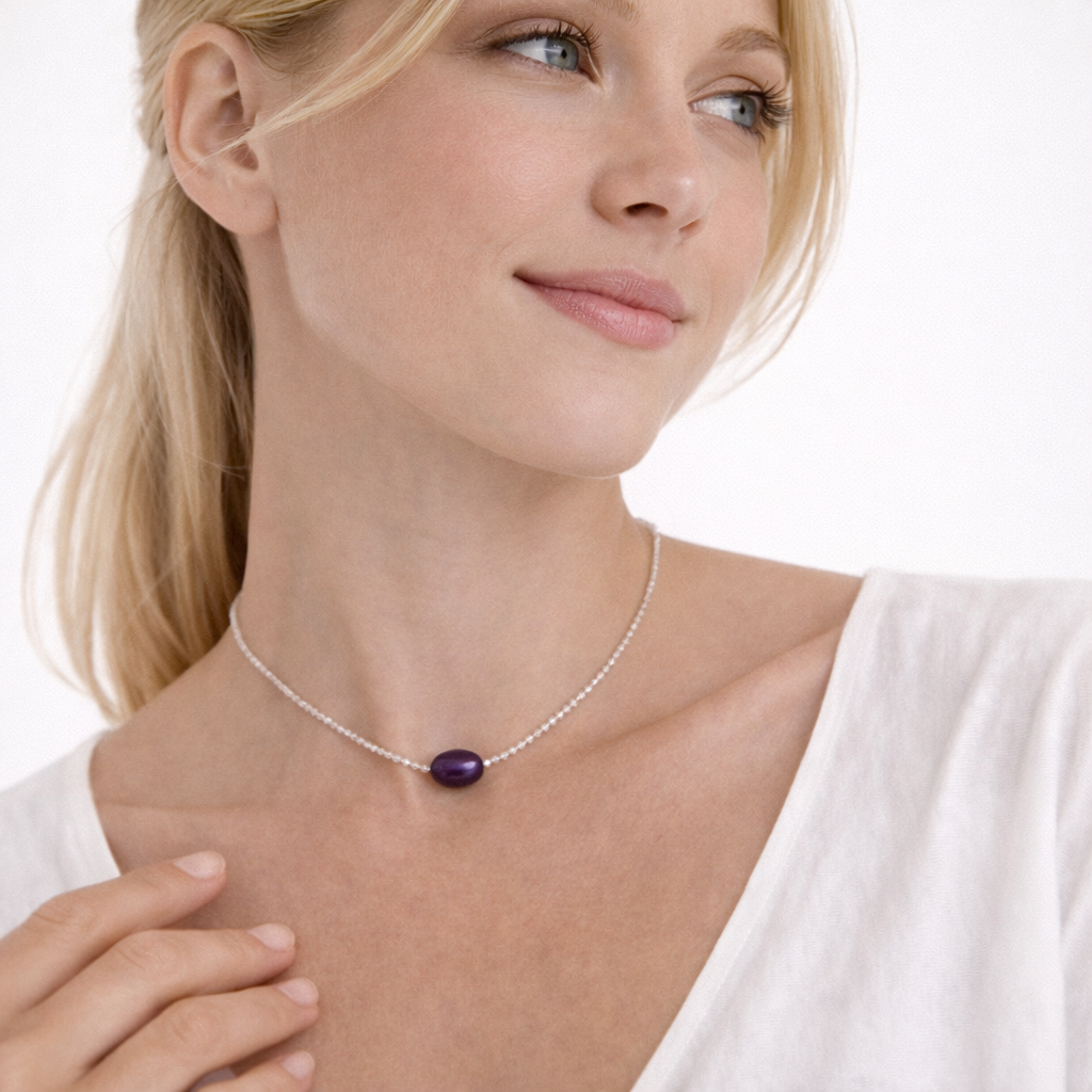 Håndlaget Perlekjede med Ferskvannsperler – Retro & Bohemsk Eleganse