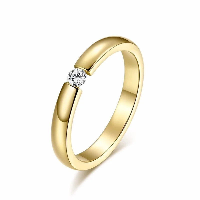 Gullfarget Ring i Rustfritt Stål | Elegant Tynn Ring til Dame og Herre