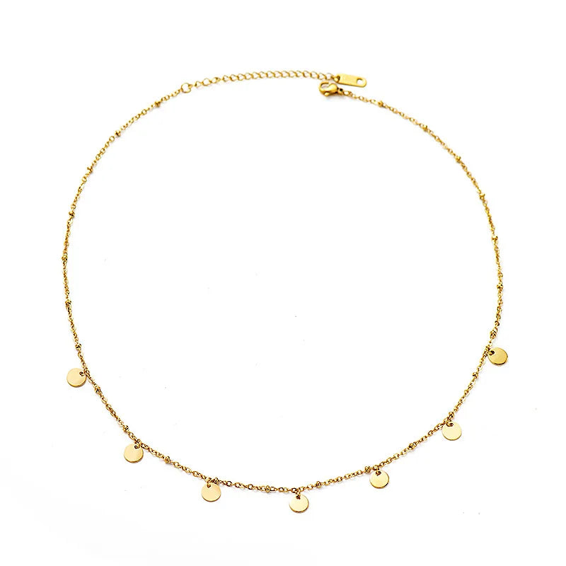 Rundt Anheng Halskjede i Gullbelagt Stål – Vannbestandig og Tidløst Design