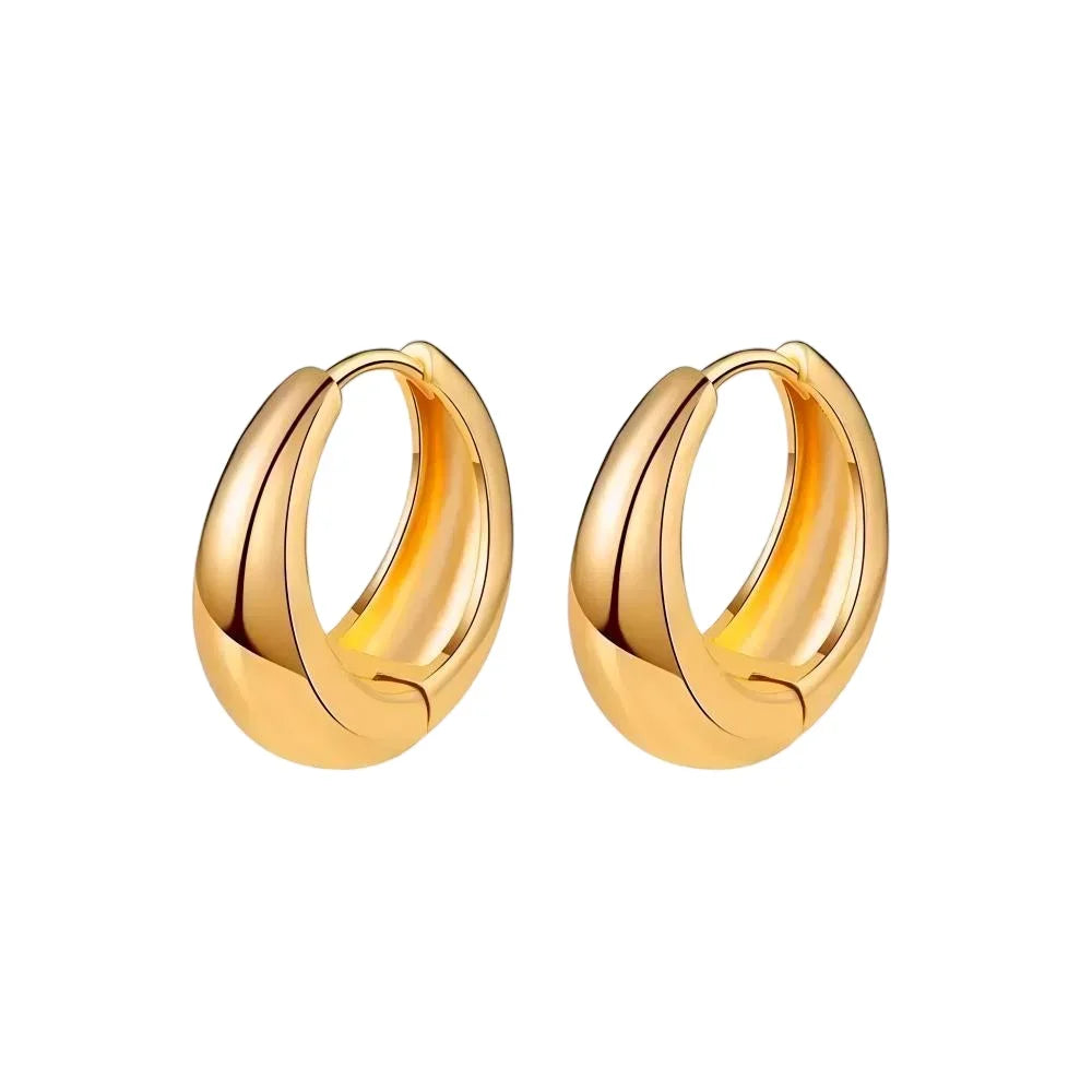Chunky Huggie Hoop Øredobber – Dråpeformet Design i Gullfarget Stål (8/10/12 mm)