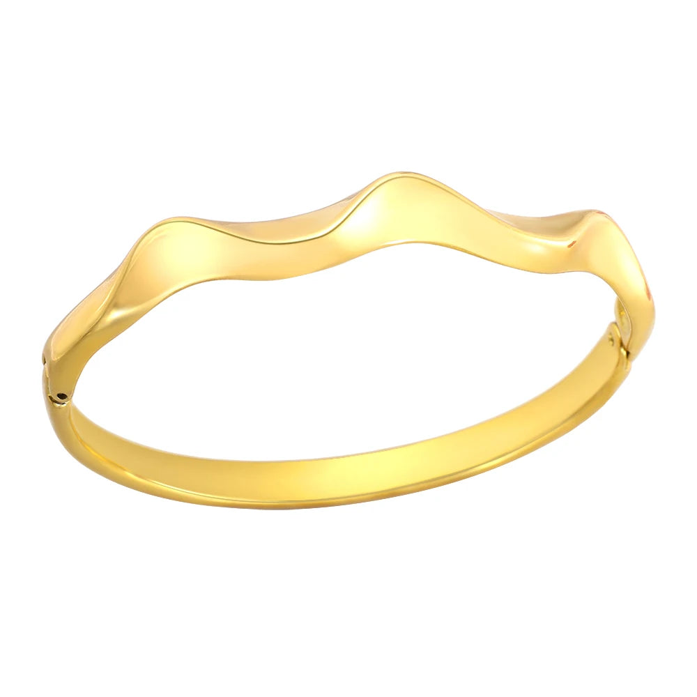Bølgeformet Cuff Armbånd i Rustfritt Stål – Uregelmessig Geometrisk Design