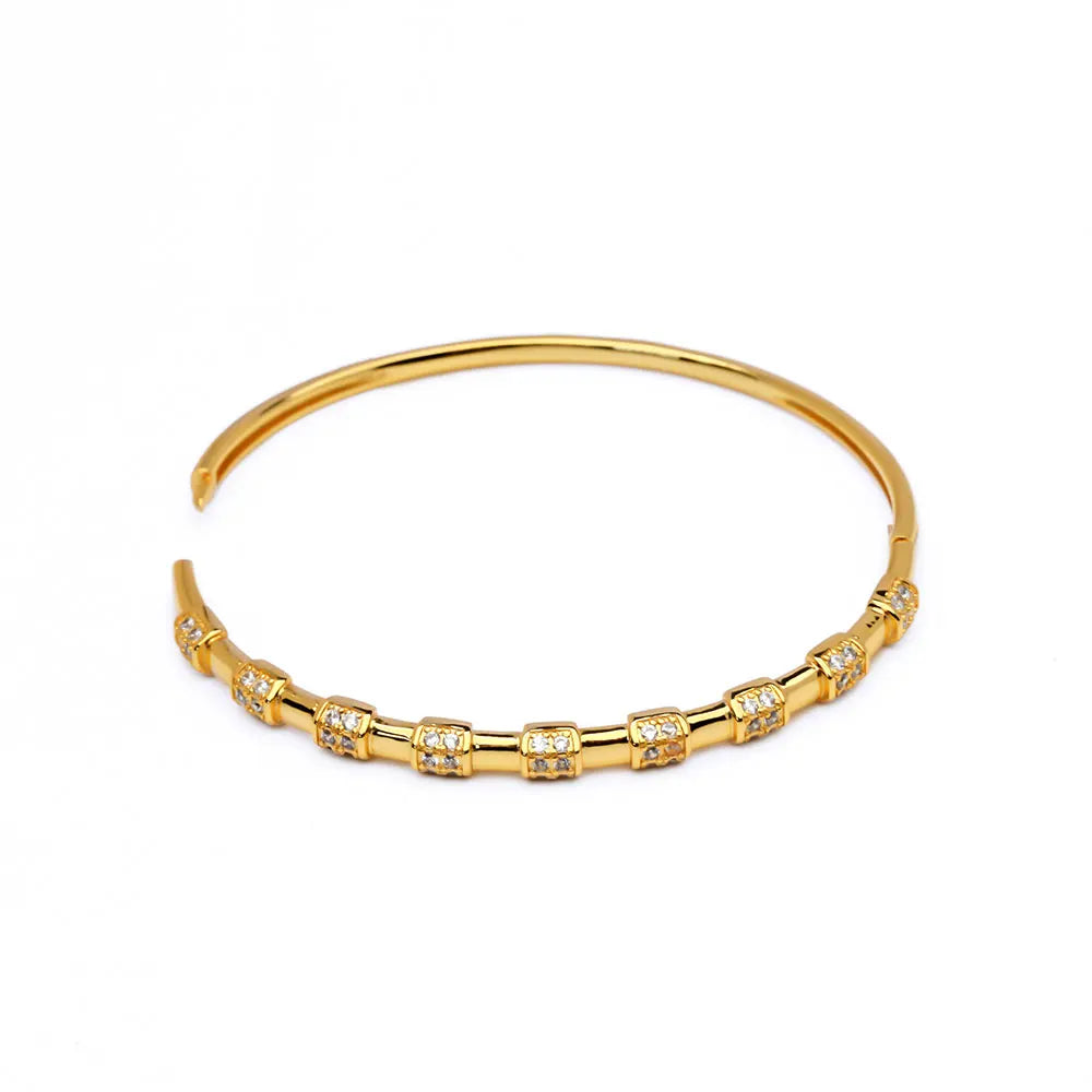 Elegant Krystallarmbånd i Gullfarge for Dame – Åpent Cuff-armbånd