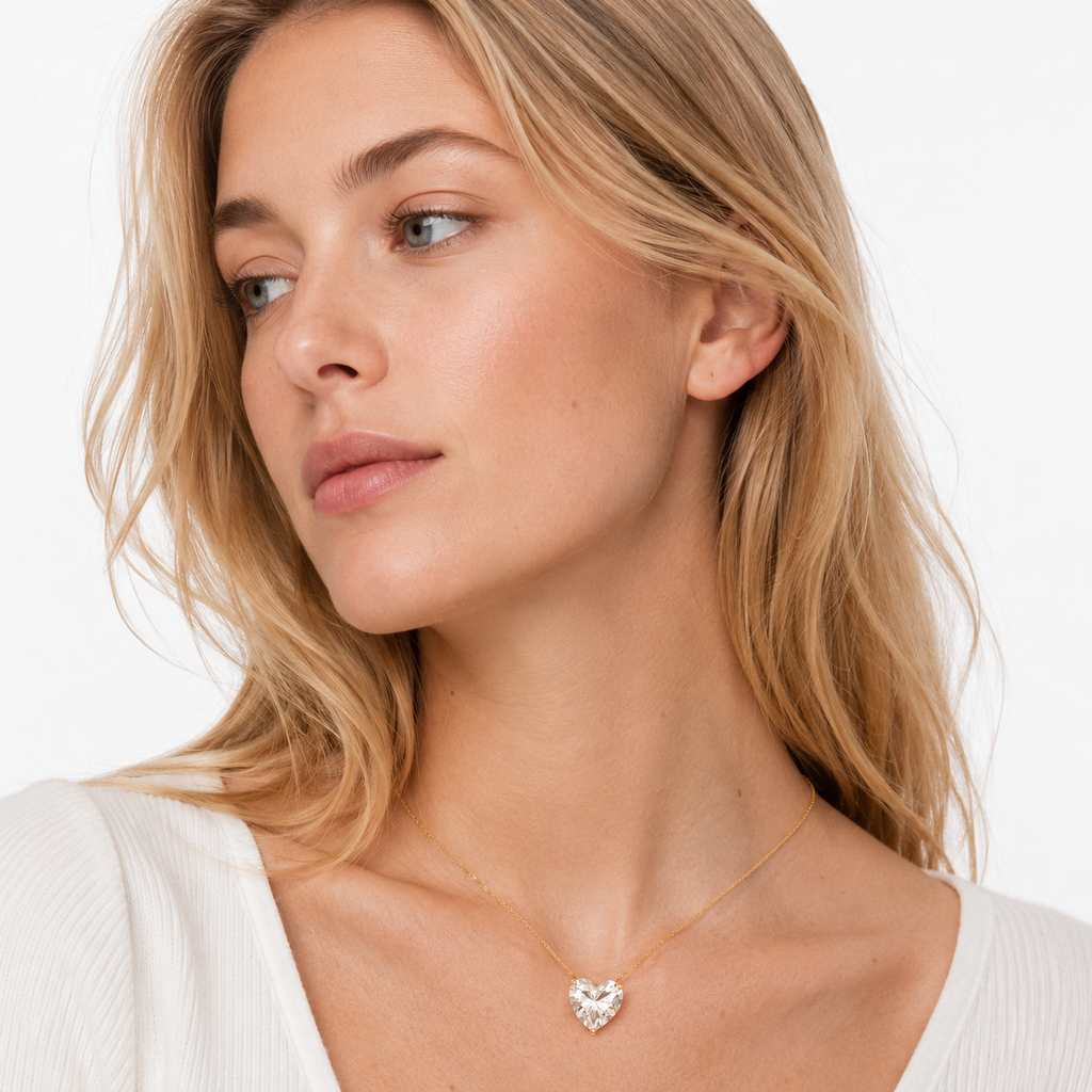Hjerteformet Moissanite Halskjede i S925 Sølv – 18K Gullbelagt Smykke til Dame