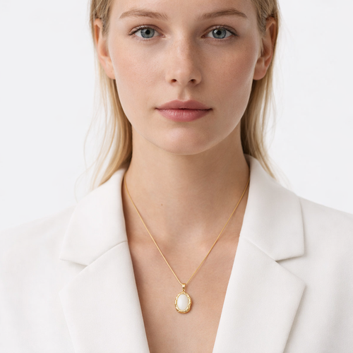 18K Gullbelagt Halskjede med Cat Eye Opal – Elegant Ovalt Anheng