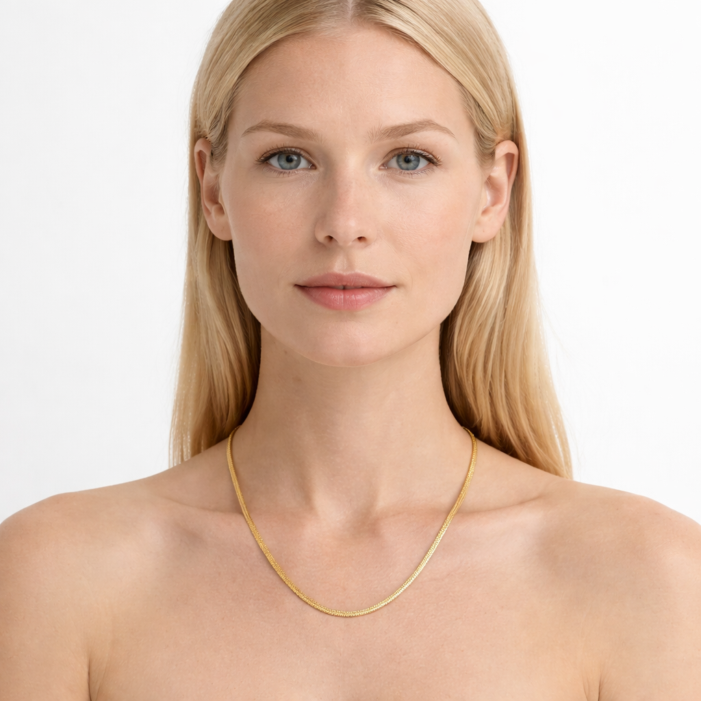 Flat Herringbone Choker i Gullbelagt Stål – 4 mm Snake Chain Halskjede (37 + 11,5 cm)