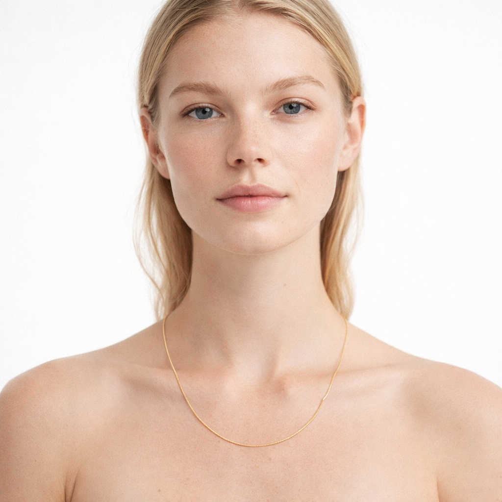 Tynt Snake Chain Halskjede i Gullfarget Stål – 1 mm Minimalistisk Choker (16–20")