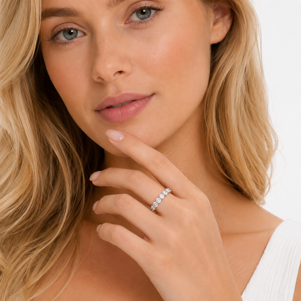 5 mm Moissanitt Eternity Ring i 925 Sterling Sølv – Hvitt Gullbelagt Ring for Dame