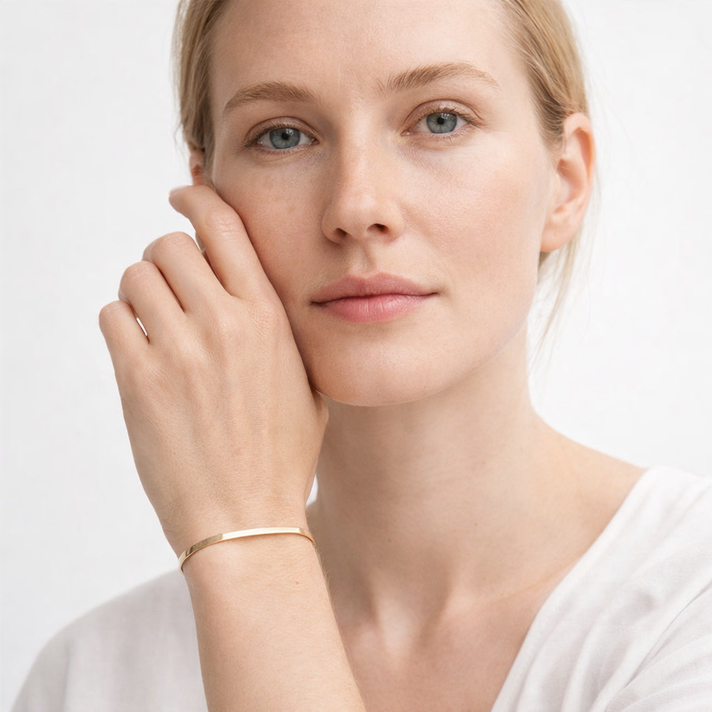 Moderne Cuff Armbånd i Rustfritt Stål – Minimalistisk Designerstil
